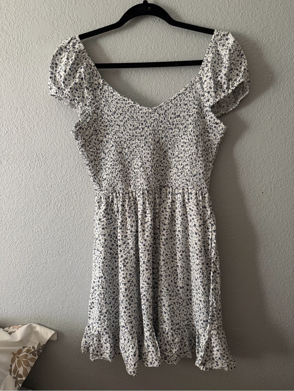 Passport Blue White Floral Smocked Shirred V Neck Mini Dress L Large
